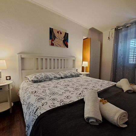 Apartman Darija Pazin Bagian luar foto